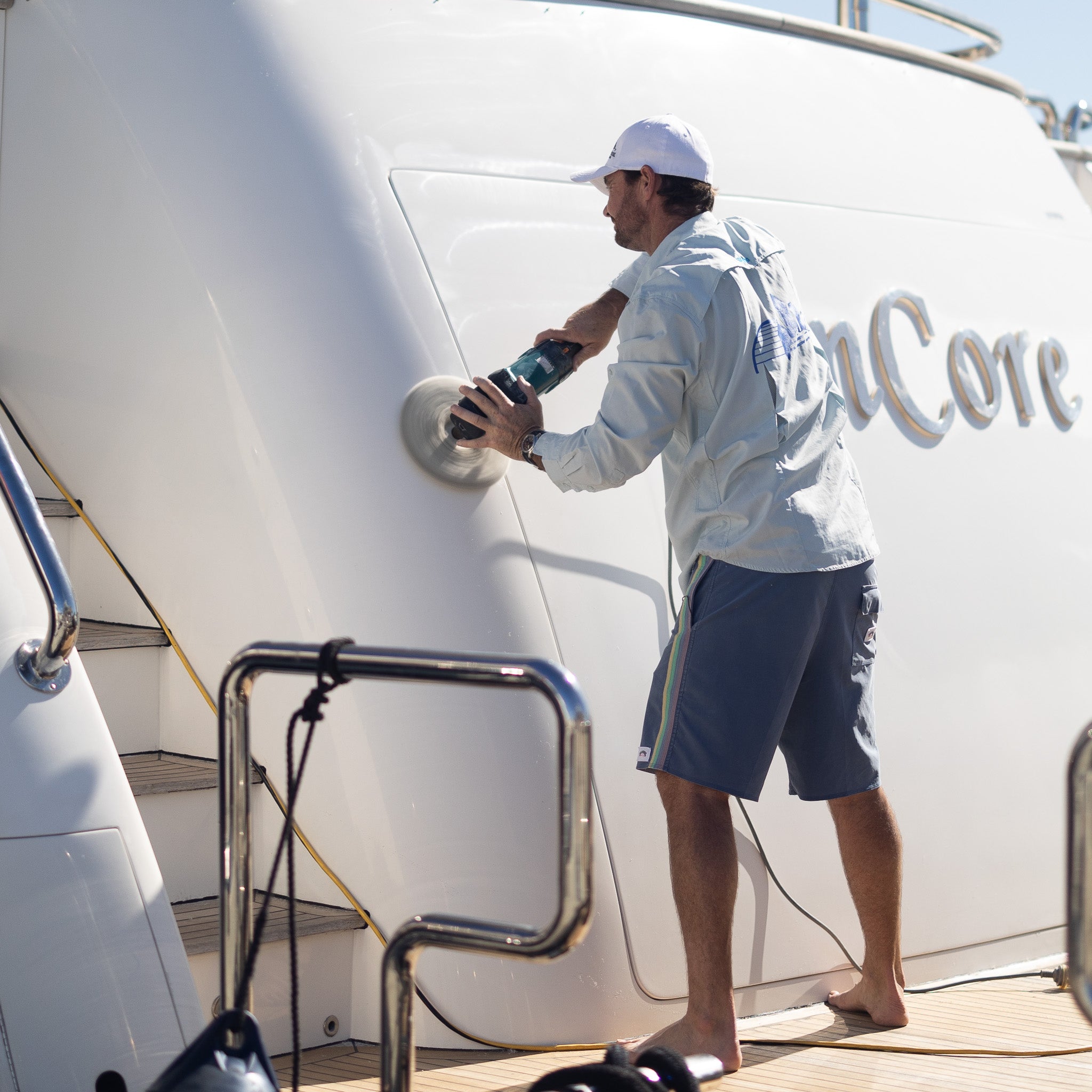 Uppa Cut - Fiberglass Cutting Compound