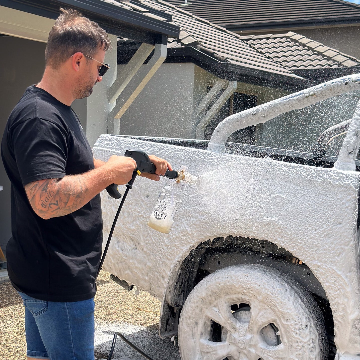 15pc Truck Cleaning Essentials - Value Bucket